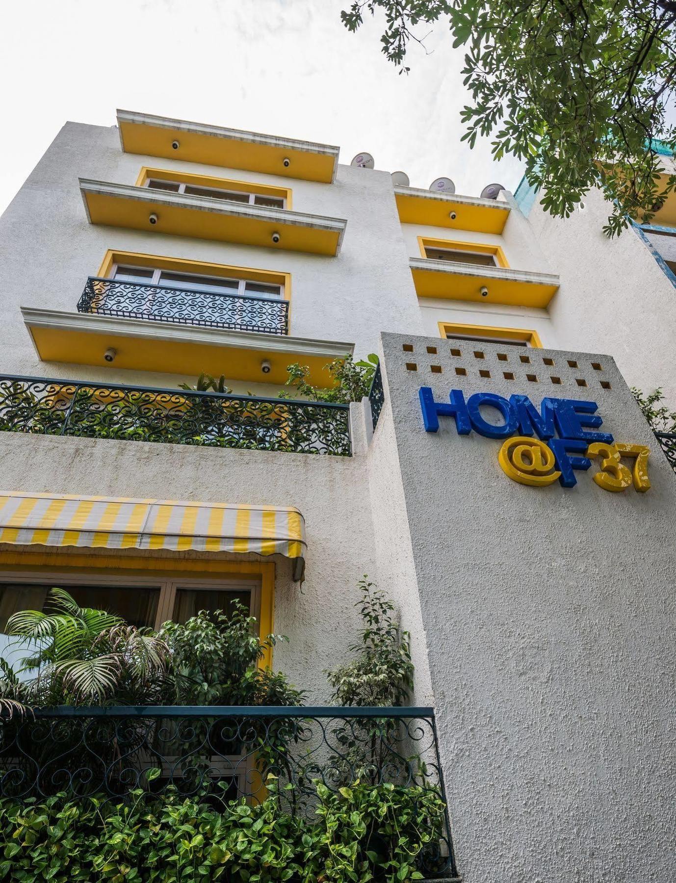 Home@F37 Kailash Colony Metro Ню Делхи Екстериор снимка